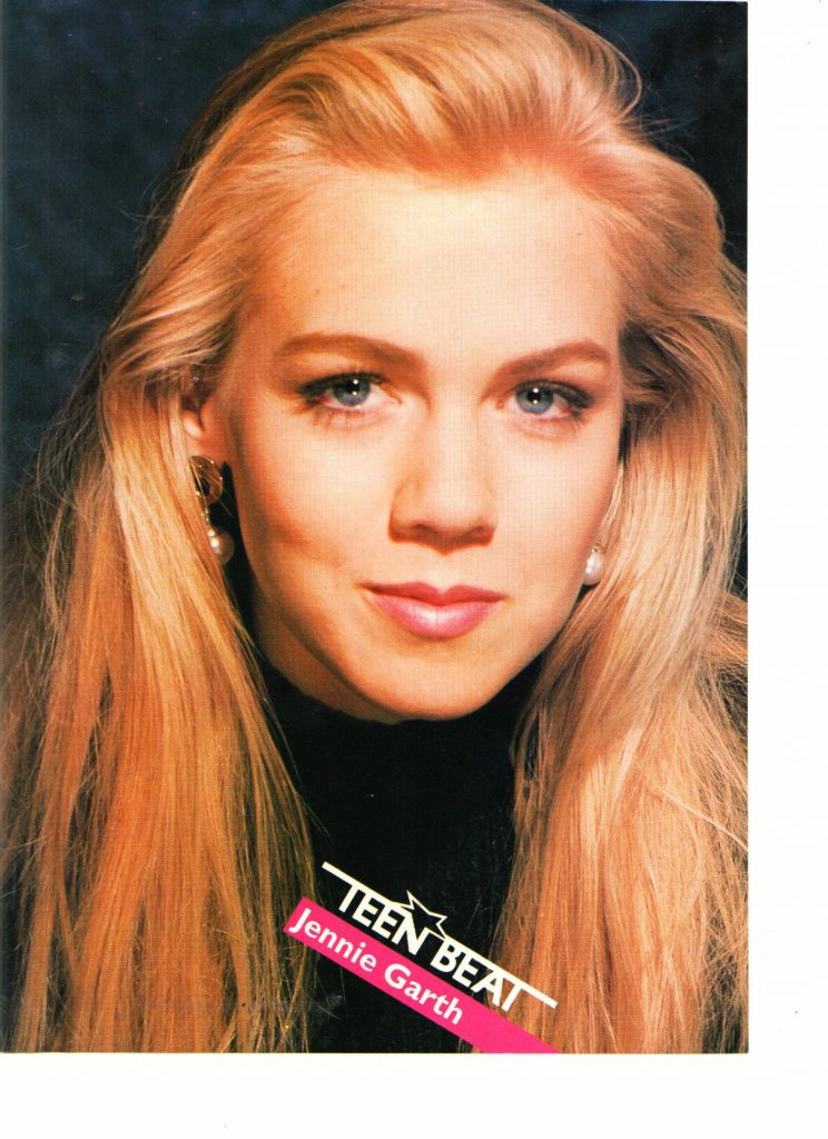 Jennie Garth Teen Magazine Pinup Close Up Smirk Beverly Hills