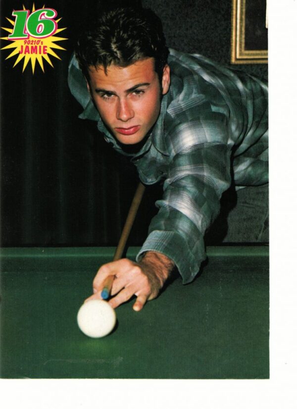 Jamie Walters playing pool