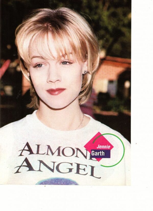 Jennie Garth Almone Angel shirt Tutti Frutti 90's