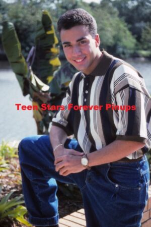 Howie Dorough young 1994 teen idol photo