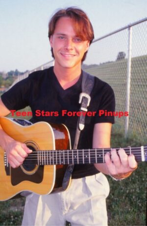 Bryan White chain fence teen idol country star