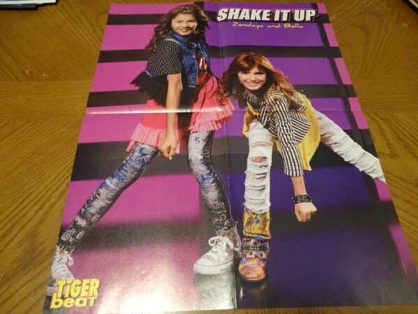 Selena Gomez Zendaya Bella Thorne teen magazine poster clipping Shake it Up
