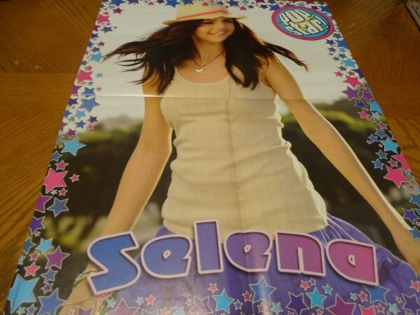Selena Gomez Justin Bieber teen magazine poster clipping sun hat Popstar