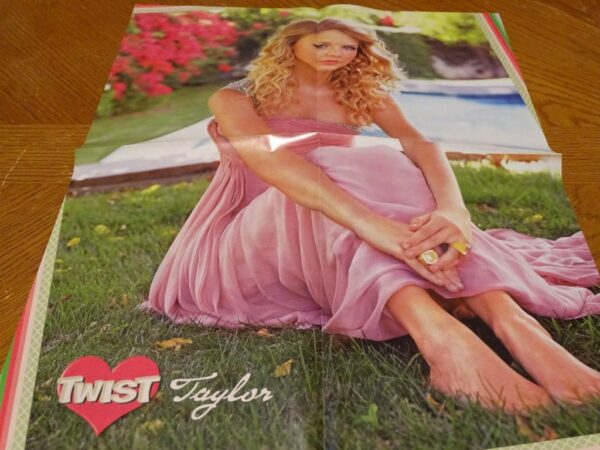 Taylor Swift barefoot pink dress grass Twist