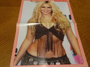 Shakira sexy shirt centerfold