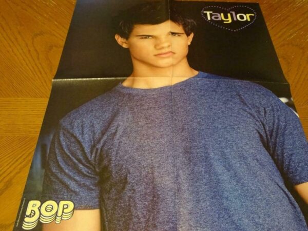 aylor Lautner Selena Gomez teen magazine poster clipping light shirt Twilight