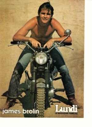 Josh Brolin teen magazine pinup clipping shirtless motocycle Lundi magazine