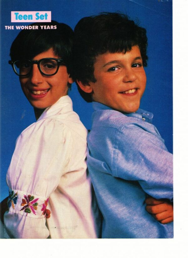 Fred Savage with costar Teen Set