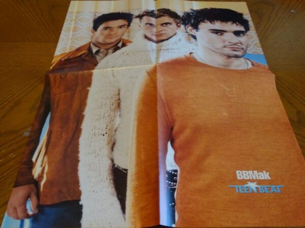 BBMAK orange sweater