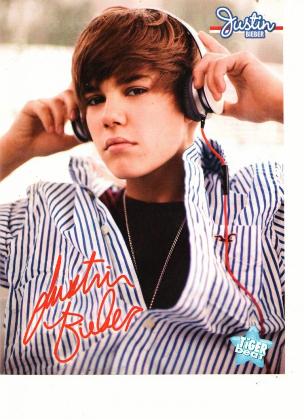Justin Bieber teen magazine pinup wearing headphones Tiger Beat