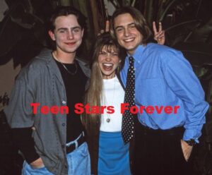 Rider Strong Danielle Fishel Will Friedle 4x6 or 8x10 photo bunny ears Boy Meets World