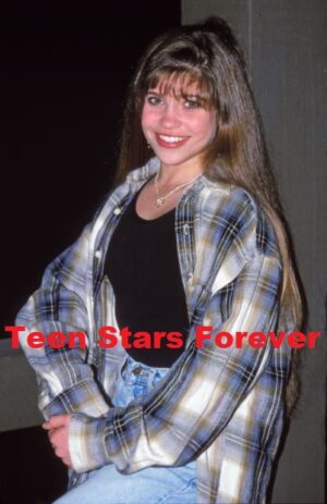 Danielle Fishel 4x6 or 8x10 photo Boy Meets World Teen Idol 90s TV Show TGIF