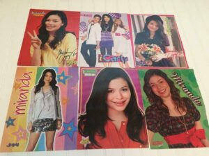 Miranda Cosgrove teen magazine pinup poster clippings Bop Popstar I Carly