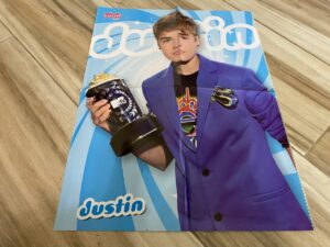 Justin Bieber teen magazine poster Pink Girl magazine award time teen idols