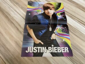 Justin Bieber teen magazine poster black jeans hands in pockets Bravo