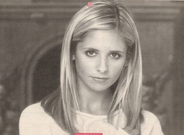 Sarah Michelle Gellar teen magazine pinup black and white pix teen idols