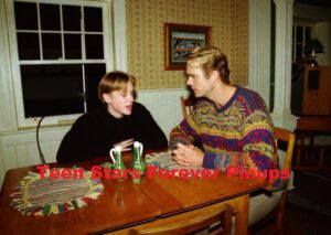 Devon Sawa John Schneider 4x6 or 8x10 Photo Night of the Twisters 1996 table shoot behind the scenes #7 movie set
