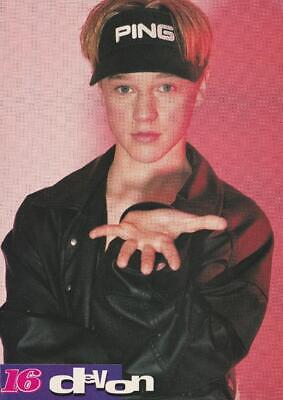 Devon Sawa teen magazine pinup clipping 16 mag leather jacket ping hat pix idols