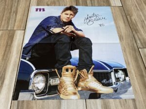 Justin Bieber Ariana Grande teen magazine poster car M hottie