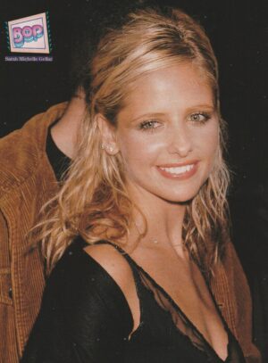 Sarah Michelle Gellar teen magazine pinup black shirt night time Buffy Bop
