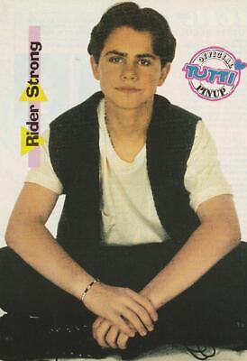 Rider Strong teen magazine pinup clipping picture Tutti Frutti black jeans pix