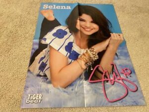 Taylor Swift Selena Gomez teen magazine poster clipping Tiger Beat barefoot Bop