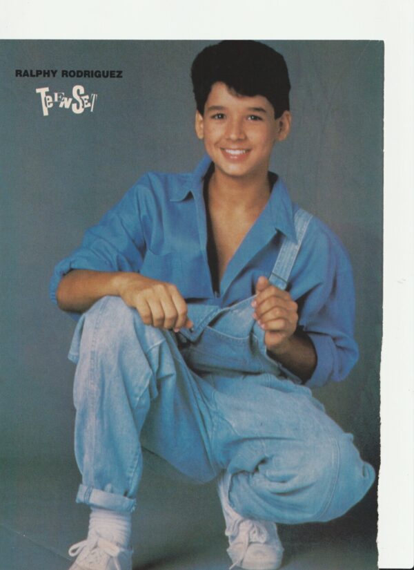 A-ha Menudo Ralph Rodriguez teen magazine pinup clipping squatting Teen Set