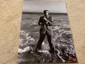 Brad Pitt teen magazine poster clipping Bravo Bop 90's Teen Beat beach suit HOT |