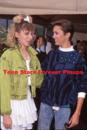 Debbie Gibson Wil Wheaton 4×6 or 8×10 Photo vintage 80's green jacket side look child star