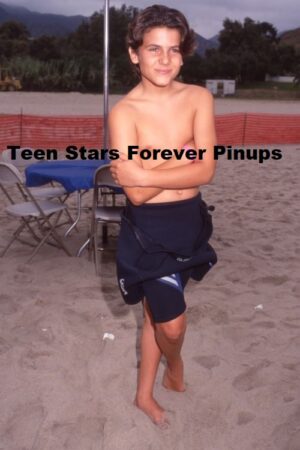 Jeremy Jackson 4×6 or 8×10 Photo vintage 90's shirtless wetsuit barefoot child star smile