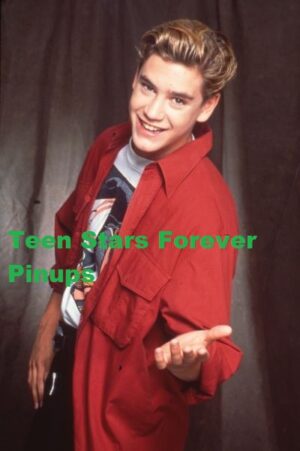 Mark Paul Gosselaar 4×6 or 8×10 Photo vintage red shirt child star happy Saved by the Bell