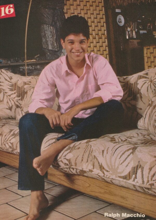 Ralph Macchio barefoot couch pink shirt jeans home toes teen idols celebrity