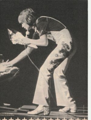 David Cassidy teen magazine pinup clipping fans stage Bravo pix 70's