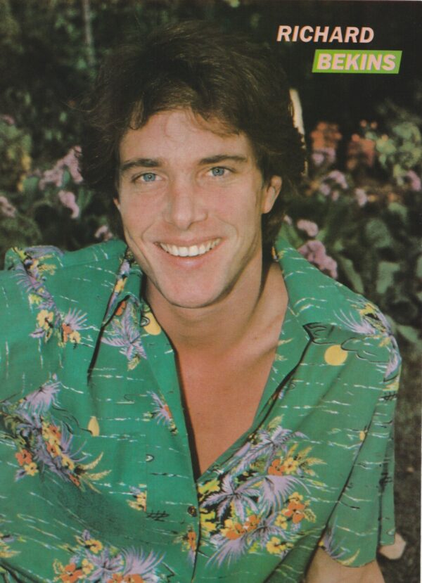 Richard Bekins green shirt pix pinup