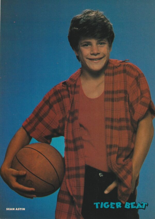 Sean Astin Alyssa Milano teen magazine pinup basketball Tiger Beat