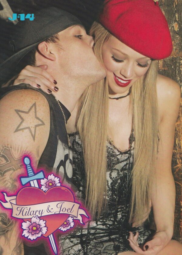 Hilary Duff kissing Joel Madden good charlotte boyfriend pinup