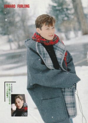 Edward Furlong teen magazine pinup snowing Japan 90's pix