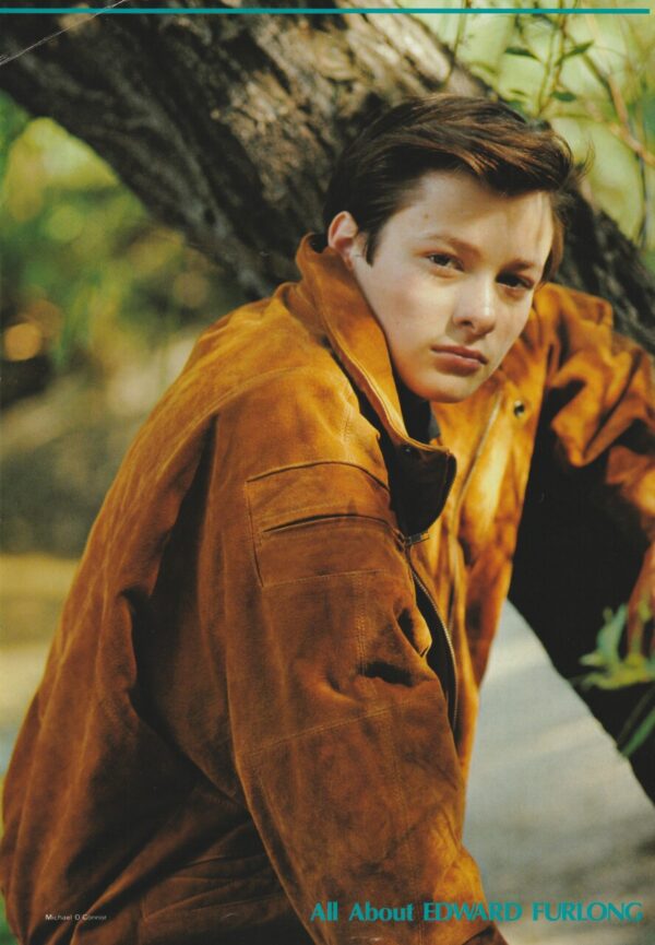 Edward Furlong teen magazine pinup tree brown coat Japan pix teen idols