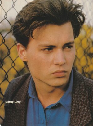 Johnny Depp teen magazine pinup Faves pose 2 fence clipping pix