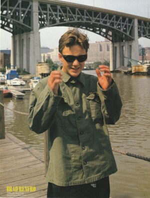 Brad Renfro Sandra Bullock teen magazine pinup lake sunglasses Rip Bop Japan pix