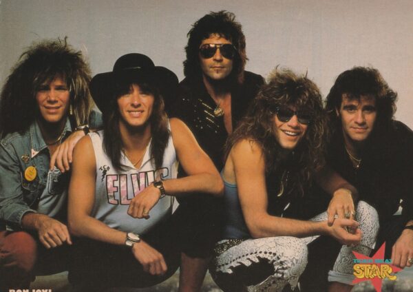Jon Bon Jovi teen magazine pinup clipping vintage pix barefoot Star beach rare