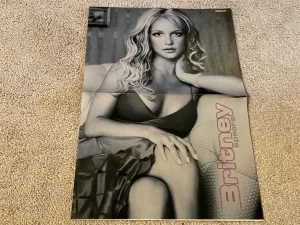 Britney Spears teen magazine poster clipping Pop Princess legs Bravo rare pix