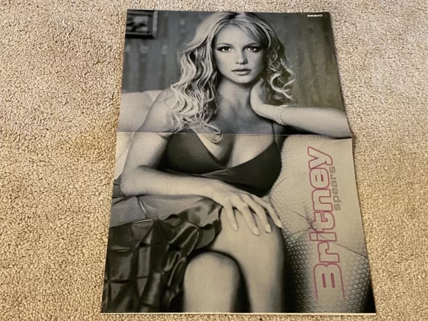 Britney Spears teen magazine poster clipping Pop Princess legs Bravo rare pix