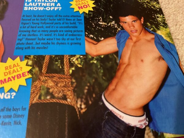 Taylor Lautner teen magazine pinup clipping lot Tiger Beat Pop Star shirtless - Image 5