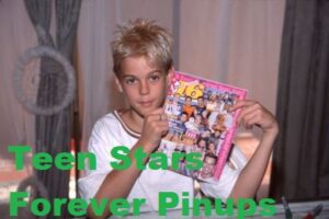 Aaron Carter 4×6 or 8×10 Photo vintage picture celebrity pix 90's teen idols promo photo shoot modeling home The Carters16 magazine