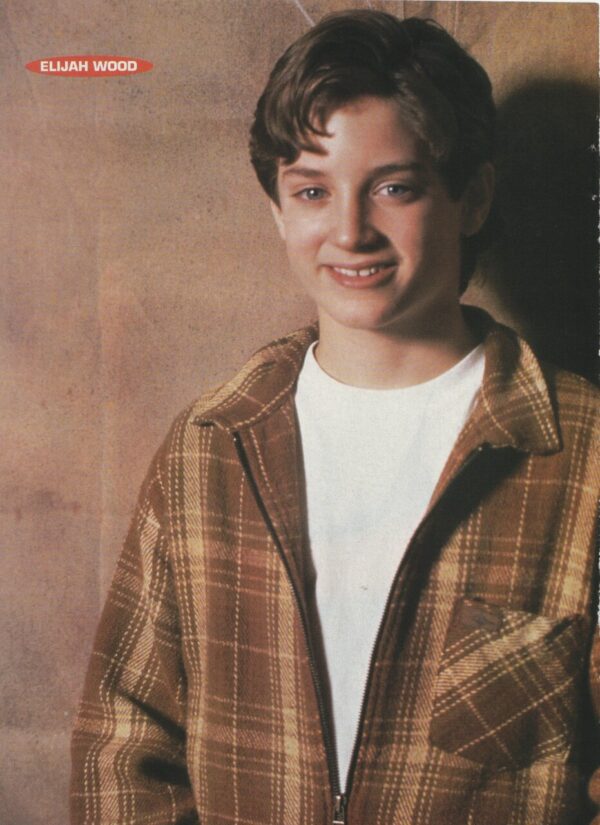 Elijah Wood Wil Horneff teen magazine pinup squatting ripped jeans Flipper 90's hunk - Image 2