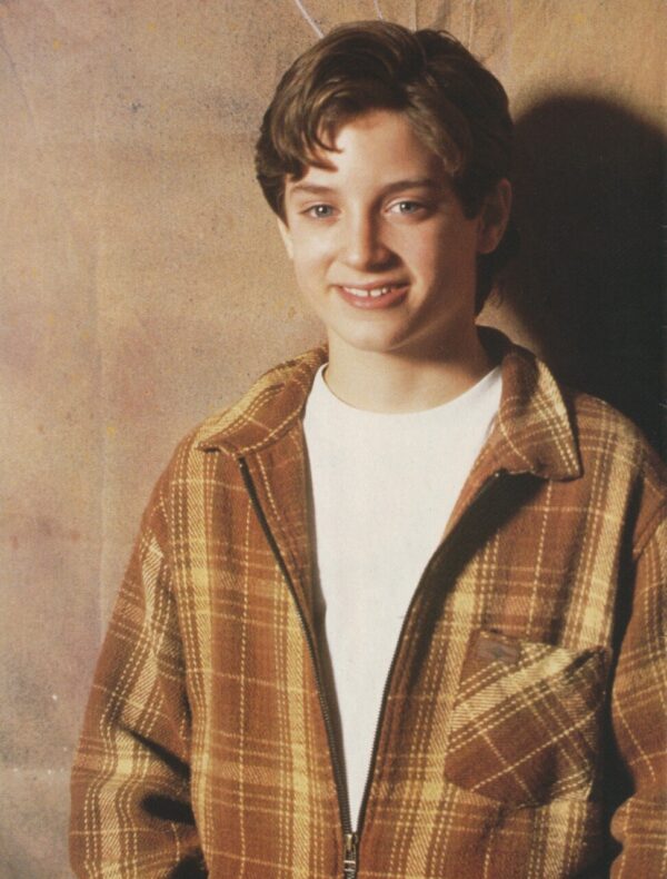 Elijah Wood Saved by the Bell New Class teen magazine pinup Starz pix 90's picture