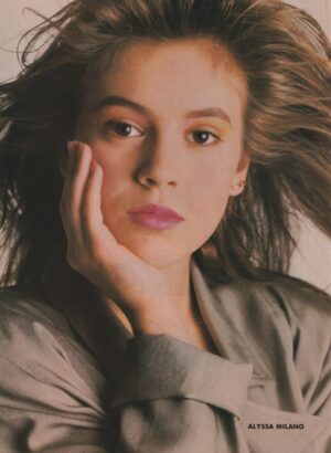 Alyssa Milano teen magazine pinup clipping vintage lipstick Teen Machine pix