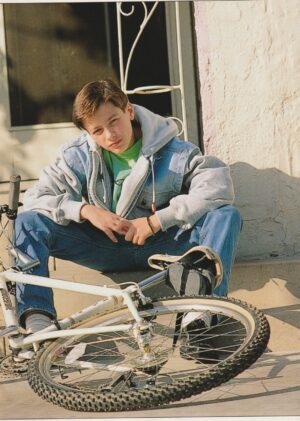 Edward Furlong teen magazine pinup clipping headshot bike legs open 90's idols