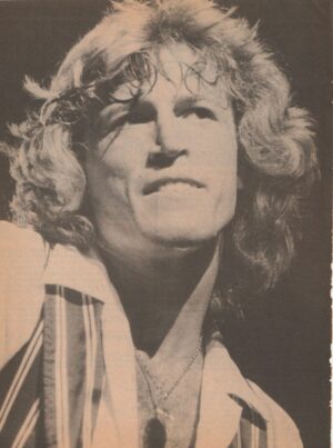 Andy Gibb teen magaine pinup headshot looking at fans Teen Beat